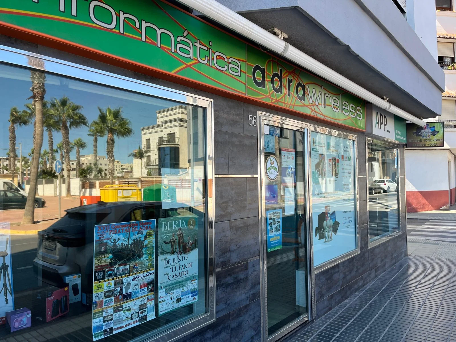 Fachada de Adrawireless